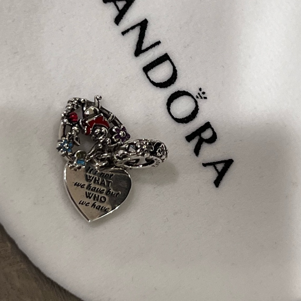 🆕 Pandora Disney Winnie the Pooh & Piglet Double Dangle Charm - Picture 8 of 10